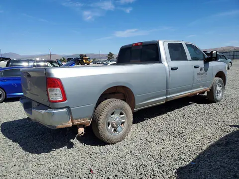 2023 RAM 2500 VIN 3C6UR5HJ7PG505645 фото 3