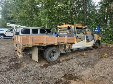 3C7WRTCJ7HG643638 — 2017 RAM 3500, фото 3 с аукциона Copart 13.10.2026, Пожар