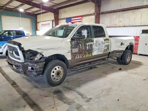 3C63RRKL4JG103666 — 2018 RAM 3500, Передняя часть (Front End), фото до ремонта