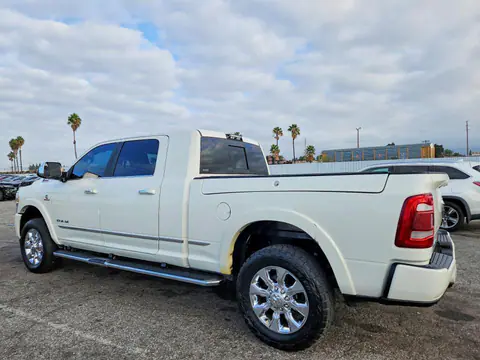 2020 RAM 3500 VIN 3C63R3PL7LG157133 фото 2