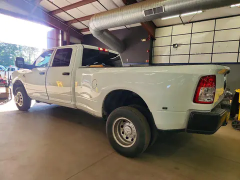 2024 RAM 3500 VIN 3C63RRGL9RG350119 фото 2