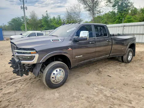 3C63RRRL8TG153060 — 2026 RAM 3500, Передняя часть (Front End), фото до ремонта