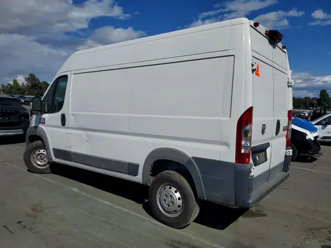 2018 RAM Promaster 1500 VIN 3C6TRVBG1JE139774 фото 2