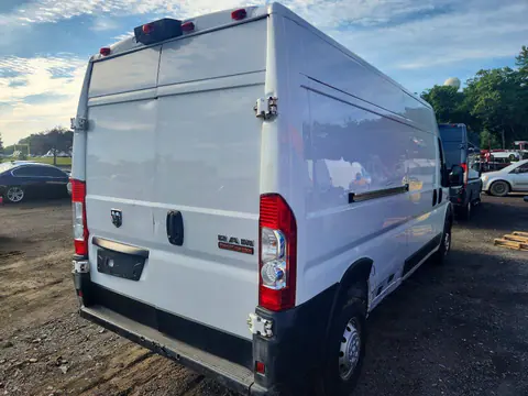 2022 RAM Promaster 2500 VIN 3C6LRVDGXNE101351 фото 3