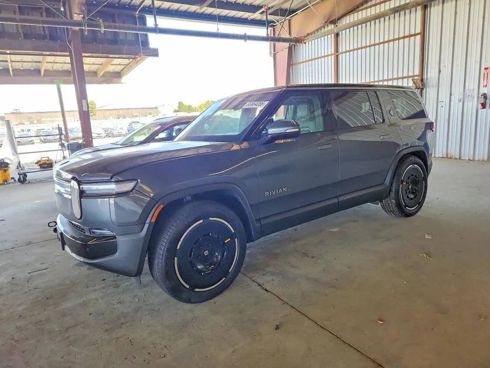 2025 Rivian R1s VIN 7PDSGBBA3SN048046 фото 1