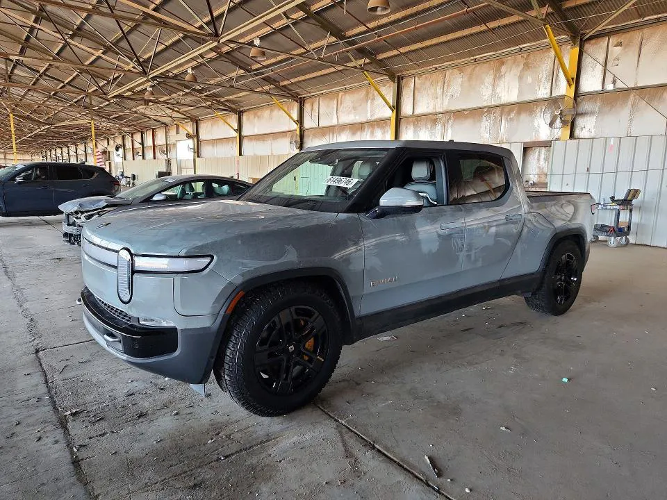 2024 Rivian r1t VIN 7FCTGAAA6RN032337 фото 1