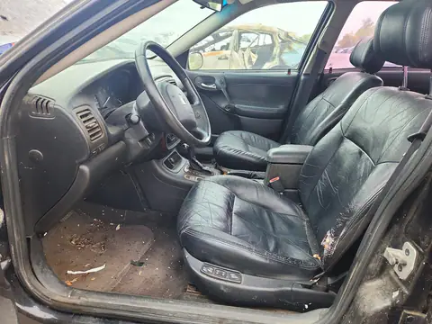 1G8JU54F62Y520982 — 2002 Saturn LS, фото 7 с аукциона Copart, Естественный износ