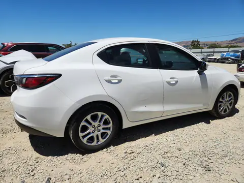 3MYDLBZV8GY134291 — 2016 Scion iA, фото 3 с аукциона Copart 29.09.2026, Боковая часть