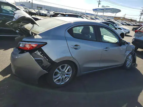 2016 Scion IA VIN 3MYDLBZV2GY107068 фото 3