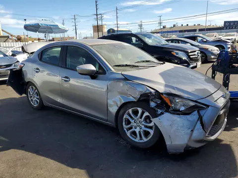 2016 Scion IA VIN 3MYDLBZV2GY107068 фото 4
