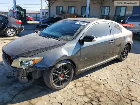 JTKDE177960104032 — 2006 Scion TC, Передняя часть, фото до ремонта
