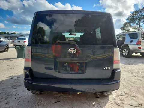JTLKT324564076756 — 2006 Scion XB, фото 6 с аукциона Copart, Передняя часть
