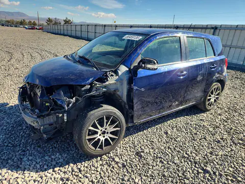 JTKKUPB45E1045516 — 2014 Scion xD, Передняя часть (Front End), фото до ремонта