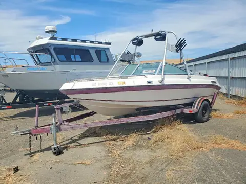 BRCB211CD292 — 1992 Seaswirl BOAT, Естественный износ (Normal Wear), фото до ремонта