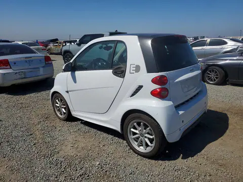 2016 Smart Fortwo VIN WMEEJ9AA8GK843247 фото 2