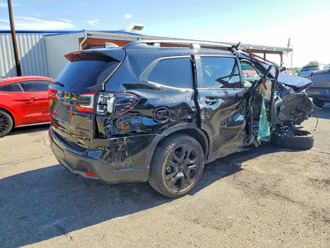 2023 Subaru Ascent VIN 4S4WMAKD1P3402635 фото 3