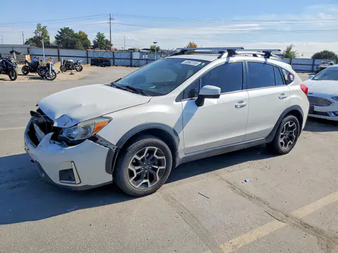 JF2GPADC4G8270544 — 2016 Subaru Crosstrek, Передняя часть (Front End), фото до ремонта