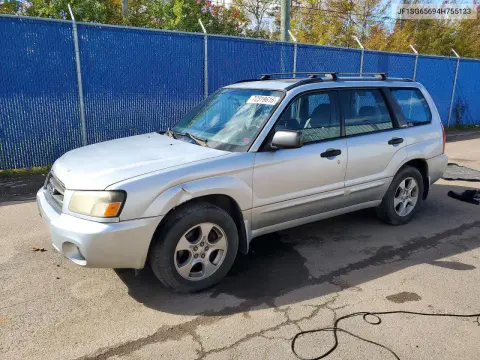 JF1SG65694H755133 — 2004 Subaru Forester, Мелкие вмятины и царапины, фото до ремонта