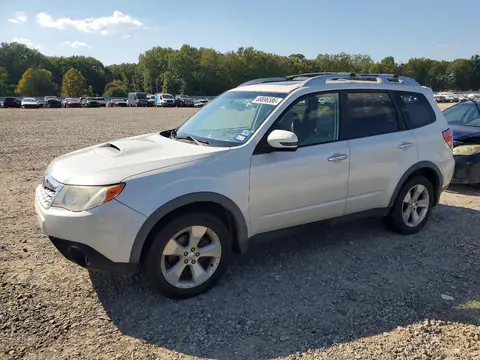 JF2SHGGC6BH761423 — 2011 Subaru Forester, Механические повреждения, фото до ремонта