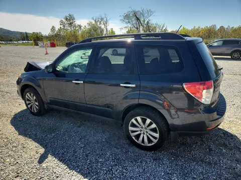 2011 Subaru Forester 2.5X Premium VIN JF2SHBDCXBG762183 фото 2
