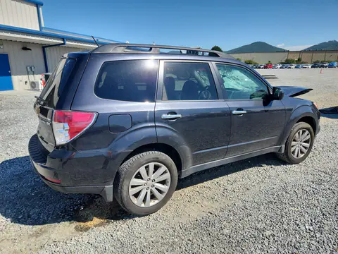 2011 Subaru Forester 2.5X Premium VIN JF2SHBDCXBG762183 фото 3