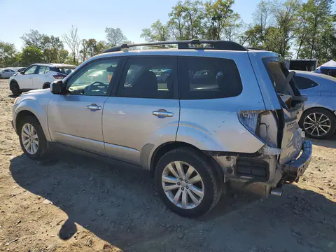 2013 Subaru Forester Limited VIN JF2SHAEC0DH428623 фото 2