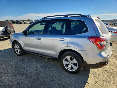 2016 Subaru Forester VIN JF2SJABC5GH435001 фото 2