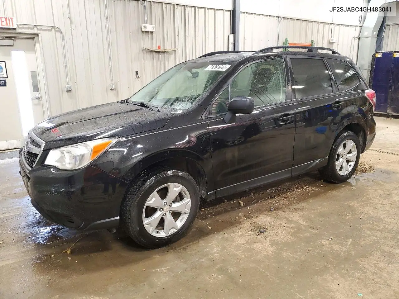 JF2SJABC4GH483041 Subaru Forester 2016 — повреждение Задняя часть, фото до ремонта