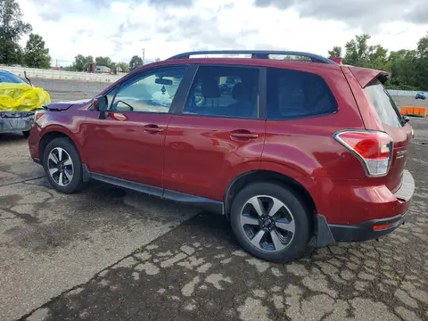 2017 Subaru Forester VIN JF2SJAGC1HH510710 фото 2