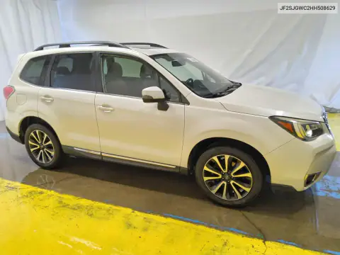 JF2SJGWC2HH508629 — 2017 Subaru Forester, фото 4 с аукциона Copart 15.10.2026, Механические повреждения