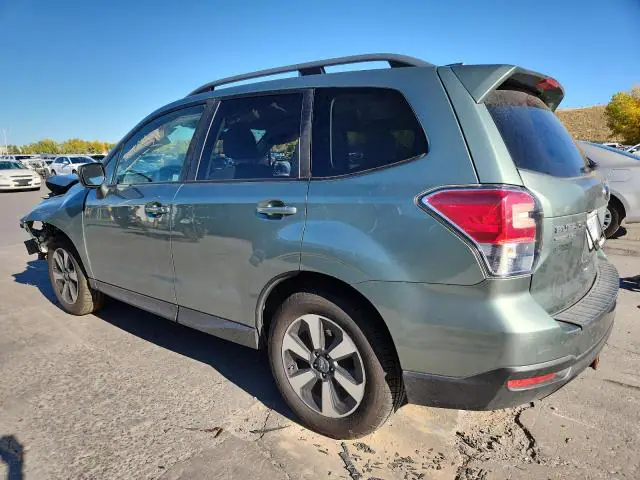 JF2SJAEC4HH517461 — 2017 Subaru Forester, фото 2 с аукциона Copart 14.10.2026, Передняя часть