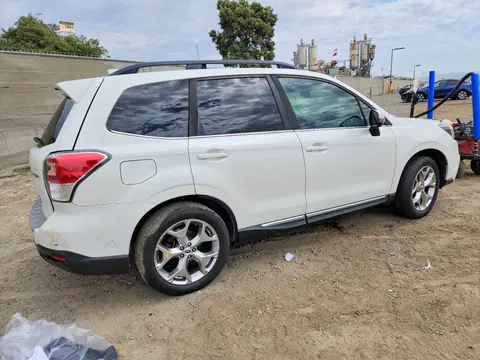 2018 Subaru Forester VIN JF2SJAWC4JH407353 фото 3