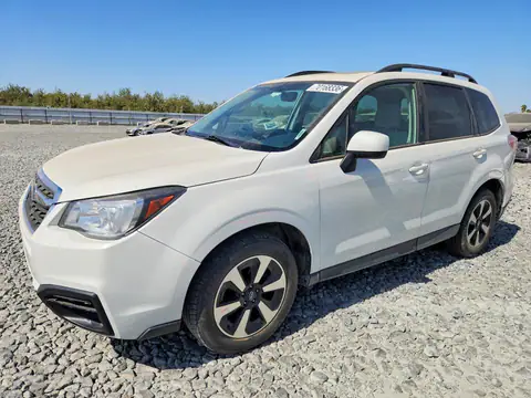 JF2SJAEC6JH593804 — 2018 Subaru Forester, Задняя часть (Rear End), фото до ремонта