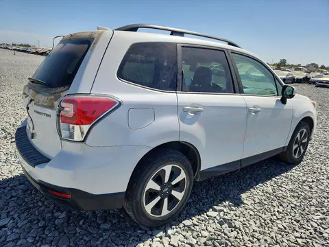 2018 Subaru Forester VIN JF2SJAEC6JH593804 фото 3