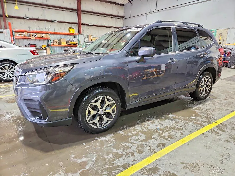 2020 Subaru Forester VIN JF2SKAJC0LH519090 фото 1