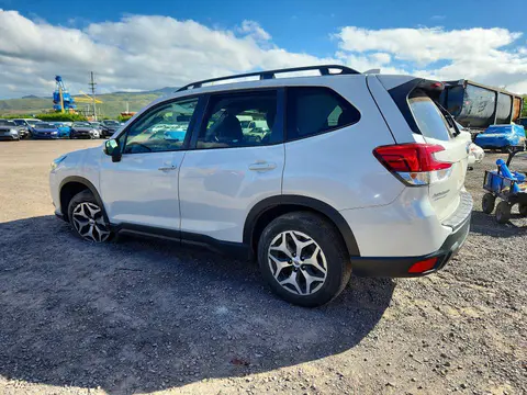 2022 Subaru Forester VIN JF2SKAEC9NH428252 фото 2