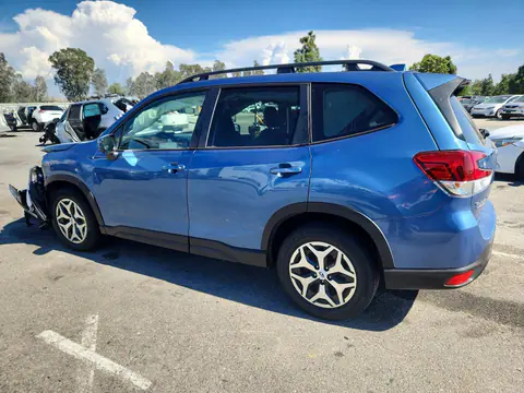 2023 Subaru Forester VIN JF2SKAEC6PH478433 фото 2