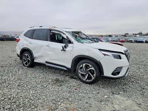 2023 Subaru Forester VIN JF2SKARCXPH404300 фото 4