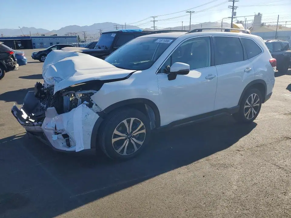 JF2SKALC0RH481401 Subaru Forester 2024 — повреждение Передняя часть, фото до ремонта