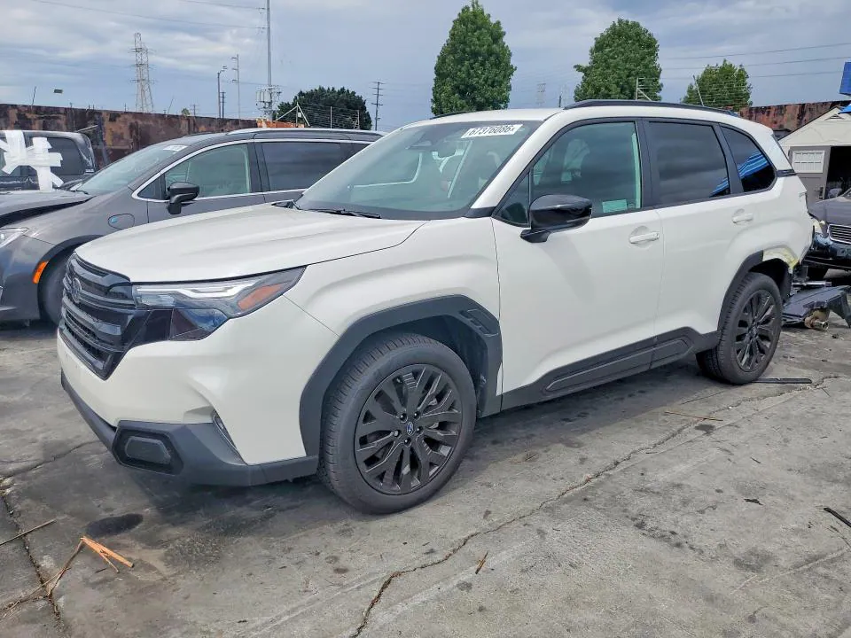2026 Subaru Forester VIN 4S4SLDH61T3074462 фото 1