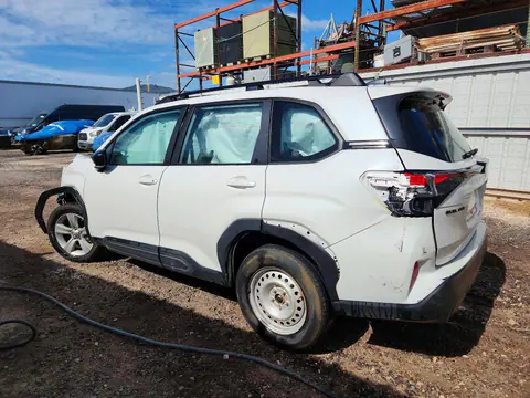 2026 Subaru Forester VIN 4S4SLDA61T3013025 фото 2