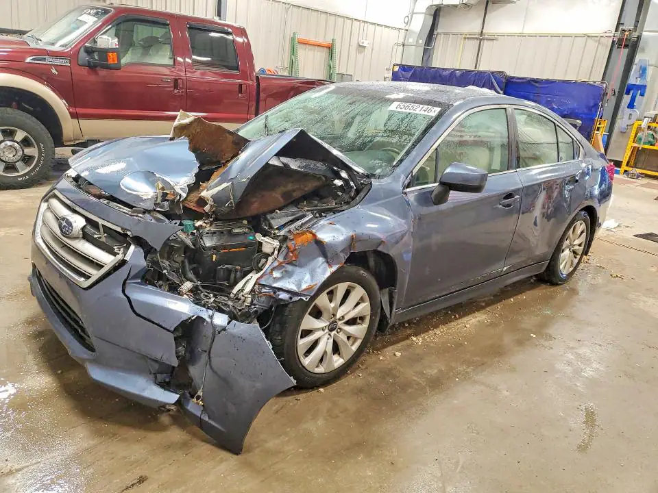 4S3BNBC66F3041875 Subaru Legacy 2015 — повреждение Передняя часть, фото до ремонта