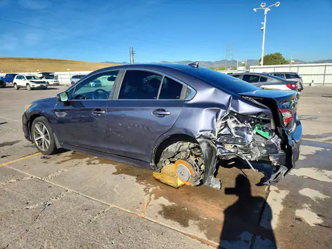 4S3BNAK64H3017086 — 2017 Subaru Legacy, фото 2 с аукциона Copart 30.09.2026, Задняя часть