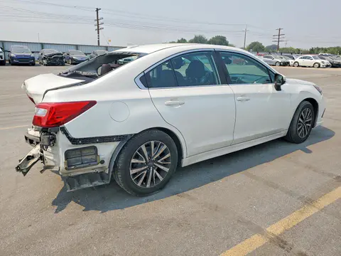 2018 Subaru Legacy VIN 4S3BNAF61J3022410 фото 3