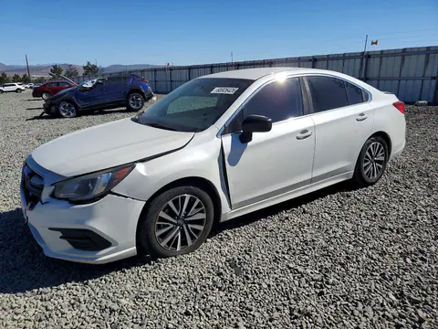 4S3BNAB63J3029039 — 2018 Subaru Legacy, Задняя часть (Rear End), фото до ремонта