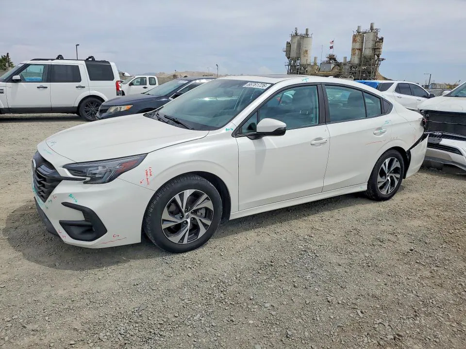 2023 Subaru Legacy VIN 4S3BWAF60P3004471 фото 1