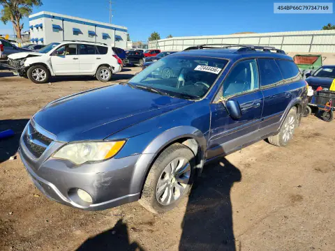 4S4BP66C797347169 — 2009 Subaru Outback, Мелкие вмятины и царапины, фото до ремонта