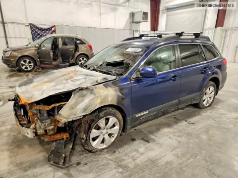 4S4BRBBC5A3361513 — 2010 Subaru Outback, Пожар, фото до ремонта