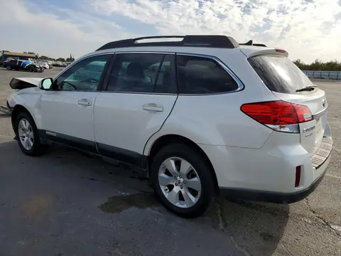 2011 Subaru Outback 3.6R Limited VIN 4S4BRDKC4B2421400 фото 2
