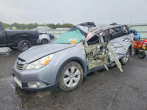4S4BRBKC6B3387796 — 2011 Subaru Outback, Повреждения со всех сторон (All Over), фото до ремонта